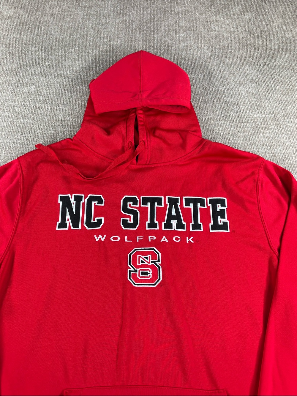 NC State Wolfpack Hoodie Mens Large Red Pullover Sweatshirt Colosseum